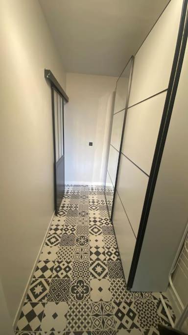 Grand Studio Refait A Neuf ! Yerres ภายนอก รูปภาพ
